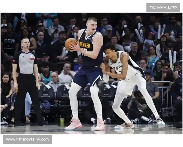 佩林卡敲定布朗尼加盟瞬间,湖人全员激动庆祝,作战室沸腾(nba佩林卡) 佩林卡敲定布朗尼加盟瞬间,湖人全员激动庆祝,作战室沸腾(nba佩林卡)